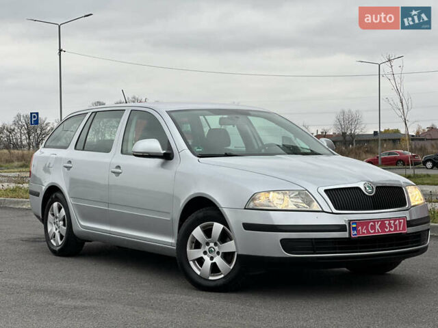 Серый Шкода Октавия, объемом двигателя 1.6 л и пробегом 215 тыс. км за 7999 $, фото 22 на Automoto.ua