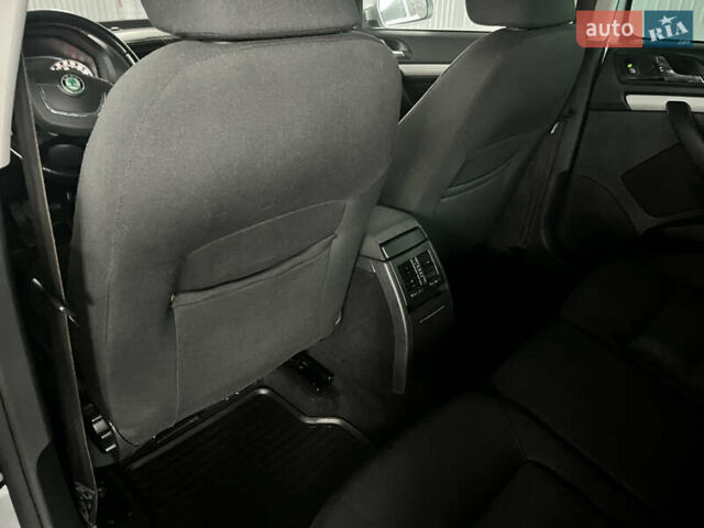 Сірий Шкода Октавія, об'ємом двигуна 1.6 л та пробігом 214 тис. км за 8999 $, фото 35 на Automoto.ua