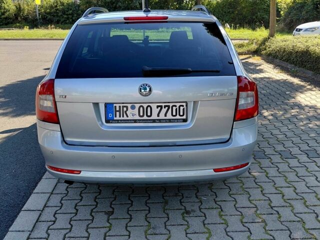 Серый Шкода Октавия, объемом двигателя 0 л и пробегом 261 тыс. км за 11200 $, фото 6 на Automoto.ua