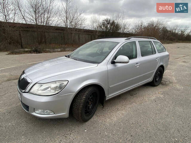 Серый Шкода Октавия, объемом двигателя 1.6 л и пробегом 190 тыс. км за 8850 $, фото 1 на Automoto.ua