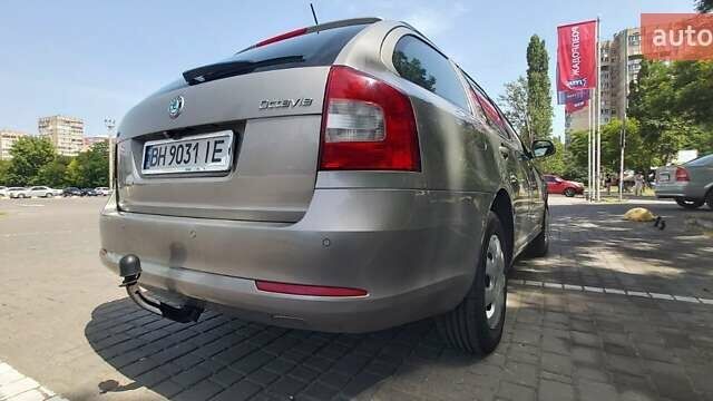 Серый Шкода Октавия, объемом двигателя 1.6 л и пробегом 270 тыс. км за 9100 $, фото 50 на Automoto.ua