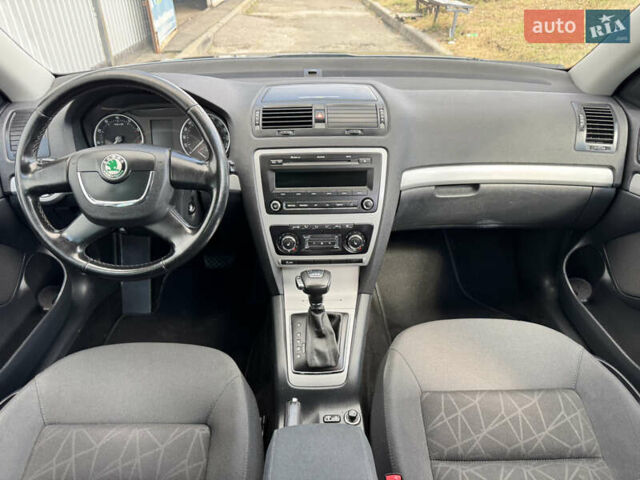 Серый Шкода Октавия, объемом двигателя 1.8 л и пробегом 173 тыс. км за 9350 $, фото 24 на Automoto.ua