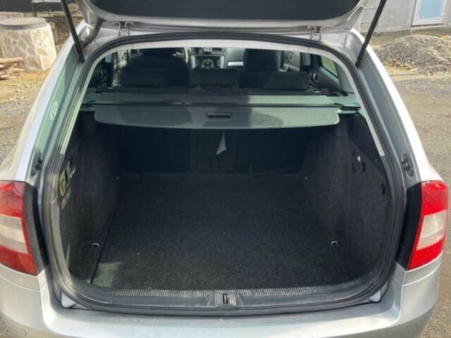 Серый Шкода Октавия, объемом двигателя 1.6 л и пробегом 309 тыс. км за 9100 $, фото 8 на Automoto.ua