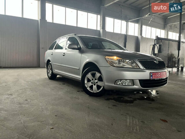 Сірий Шкода Октавія, об'ємом двигуна 1.6 л та пробігом 214 тис. км за 8999 $, фото 66 на Automoto.ua