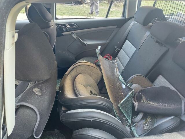 Сірий Шкода Октавія, об'ємом двигуна 2 л та пробігом 290 тис. км за 3500 $, фото 3 на Automoto.ua