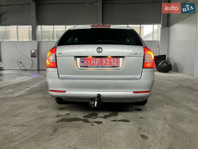 Серый Шкода Октавия, объемом двигателя 1.6 л и пробегом 214 тыс. км за 9300 $, фото 30 на Automoto.ua