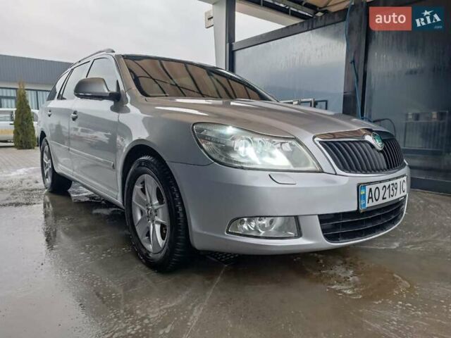 Серый Шкода Октавия, объемом двигателя 1.8 л и пробегом 260 тыс. км за 7000 $, фото 2 на Automoto.ua