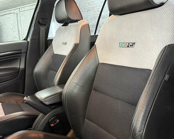 Сірий Шкода Октавія, об'ємом двигуна 2 л та пробігом 270 тис. км за 12000 $, фото 92 на Automoto.ua