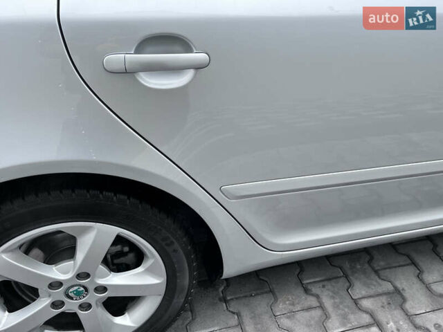 Серый Шкода Октавия, объемом двигателя 1.8 л и пробегом 217 тыс. км за 9500 $, фото 14 на Automoto.ua