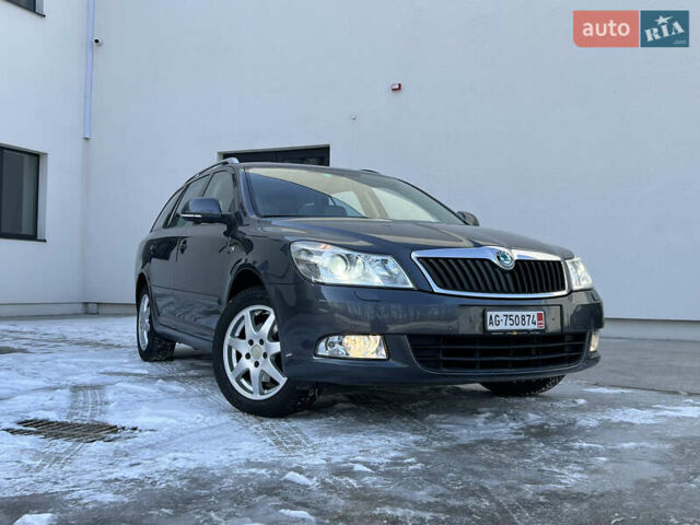 Серый Шкода Октавия, объемом двигателя 2 л и пробегом 191 тыс. км за 11850 $, фото 168 на Automoto.ua