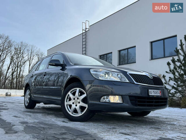 Серый Шкода Октавия, объемом двигателя 2 л и пробегом 191 тыс. км за 11850 $, фото 31 на Automoto.ua