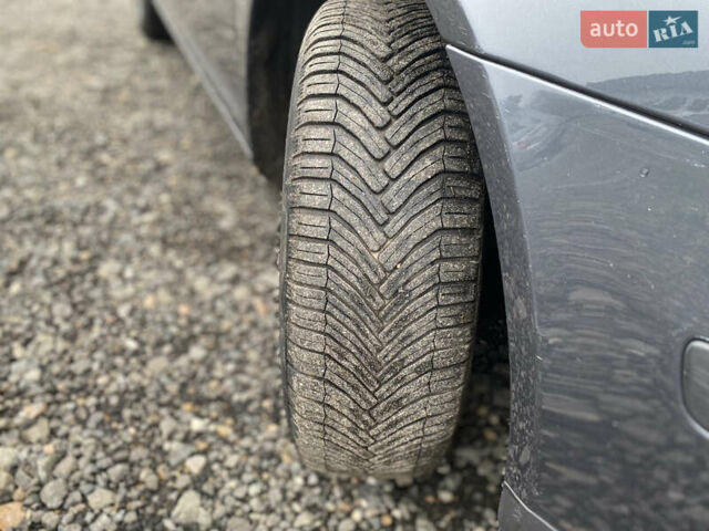 Сірий Шкода Октавія, об'ємом двигуна 1.6 л та пробігом 182 тис. км за 7900 $, фото 9 на Automoto.ua