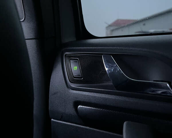 Серый Шкода Октавия, объемом двигателя 1.97 л и пробегом 254 тыс. км за 11999 $, фото 90 на Automoto.ua