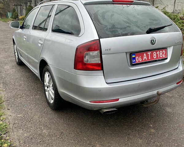 Сірий Шкода Октавія, об'ємом двигуна 1.6 л та пробігом 230 тис. км за 8400 $, фото 3 на Automoto.ua