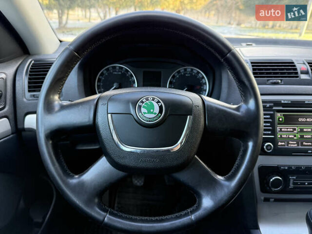 Сірий Шкода Октавія, об'ємом двигуна 1.6 л та пробігом 300 тис. км за 6700 $, фото 51 на Automoto.ua