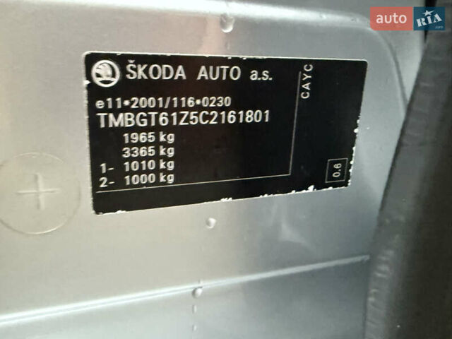 Серый Шкода Октавия, объемом двигателя 1.6 л и пробегом 205 тыс. км за 9600 $, фото 15 на Automoto.ua