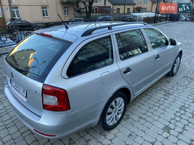 Серый Шкода Октавия, объемом двигателя 1.6 л и пробегом 225 тыс. км за 7999 $, фото 97 на Automoto.ua