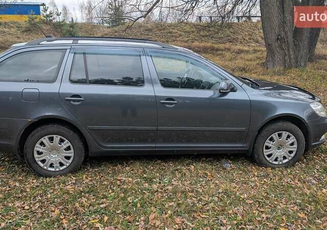Сірий Шкода Октавія, об'ємом двигуна 1.6 л та пробігом 224 тис. км за 7800 $, фото 6 на Automoto.ua