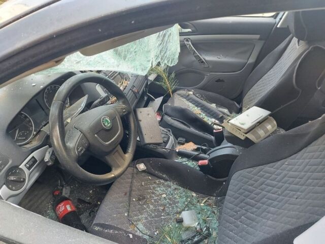 Сірий Шкода Октавія, об'ємом двигуна 2 л та пробігом 290 тис. км за 3500 $, фото 5 на Automoto.ua