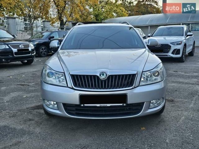 Шкода Октавия 2012 в Одессе на Automoto.ua Серый Шкода Октавия, объемом двигателя 1.97 л и пробегом 274 тыс. км за 9700 $, фото 3 на Automoto.ua