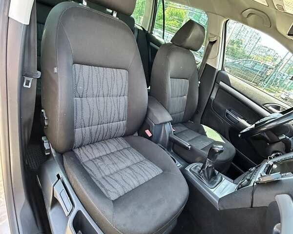 Серый Шкода Октавия, объемом двигателя 1.6 л и пробегом 366 тыс. км за 7600 $, фото 28 на Automoto.ua