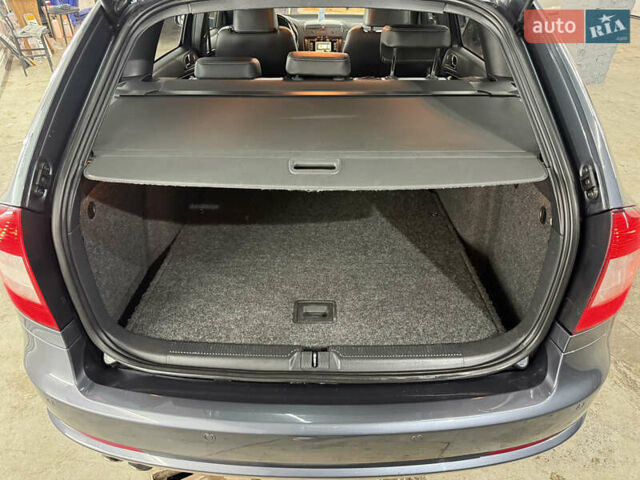 Сірий Шкода Октавія, об'ємом двигуна 2 л та пробігом 270 тис. км за 12000 $, фото 100 на Automoto.ua