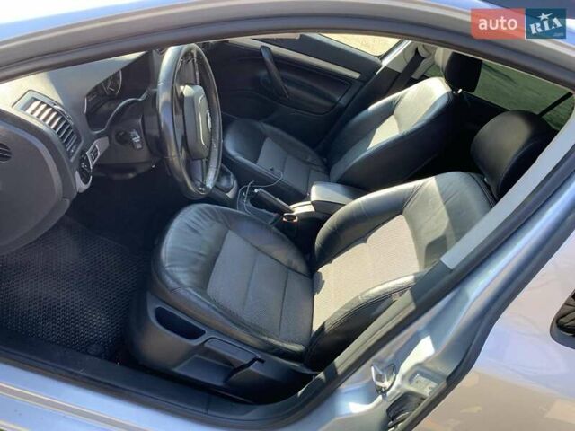 Серый Шкода Октавия, объемом двигателя 1.6 л и пробегом 280 тыс. км за 8200 $, фото 8 на Automoto.ua