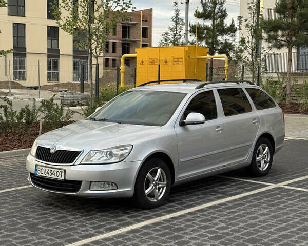 Сірий Шкода Октавія, об'ємом двигуна 1.6 л та пробігом 315 тис. км за 7100 $, фото 10 на Automoto.ua