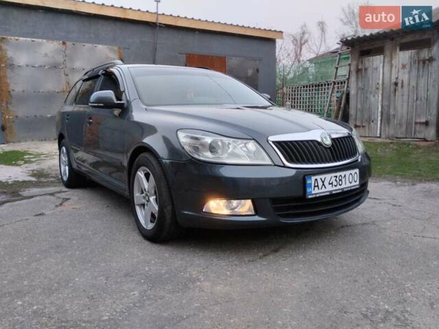 Серый Шкода Октавия, объемом двигателя 1.6 л и пробегом 210 тыс. км за 9200 $, фото 4 на Automoto.ua