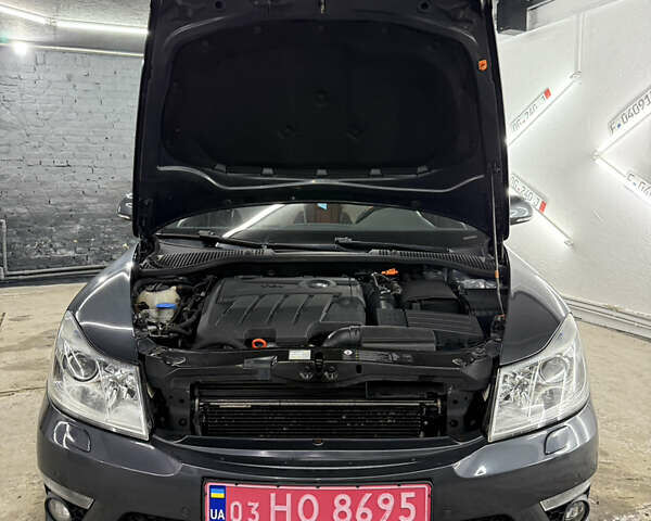 Сірий Шкода Октавія, об'ємом двигуна 2 л та пробігом 270 тис. км за 12000 $, фото 106 на Automoto.ua