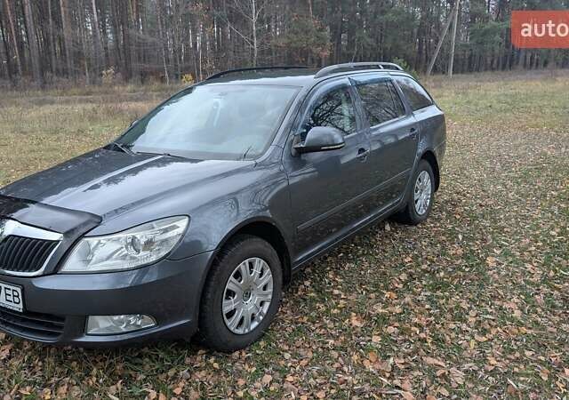 Сірий Шкода Октавія, об'ємом двигуна 1.6 л та пробігом 224 тис. км за 7800 $, фото 1 на Automoto.ua
