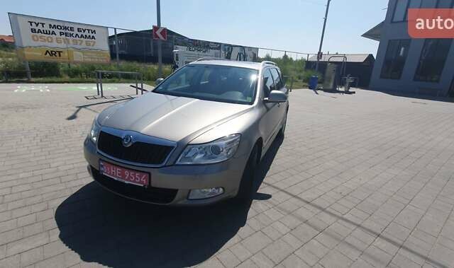 Серый Шкода Октавия, объемом двигателя 1.2 л и пробегом 189 тыс. км за 7150 $, фото 25 на Automoto.ua
