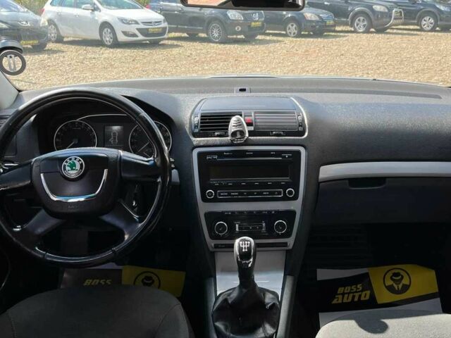 Серый Шкода Октавия, объемом двигателя 1.6 л и пробегом 243 тыс. км за 7600 $, фото 17 на Automoto.ua