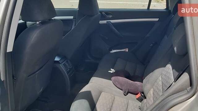 Серый Шкода Октавия, объемом двигателя 1.6 л и пробегом 270 тыс. км за 9100 $, фото 14 на Automoto.ua