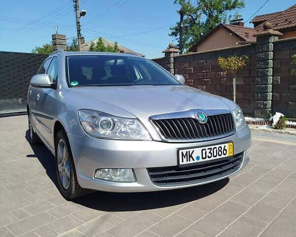 Серый Шкода Октавия, объемом двигателя 1.6 л и пробегом 182 тыс. км за 8600 $, фото 4 на Automoto.ua