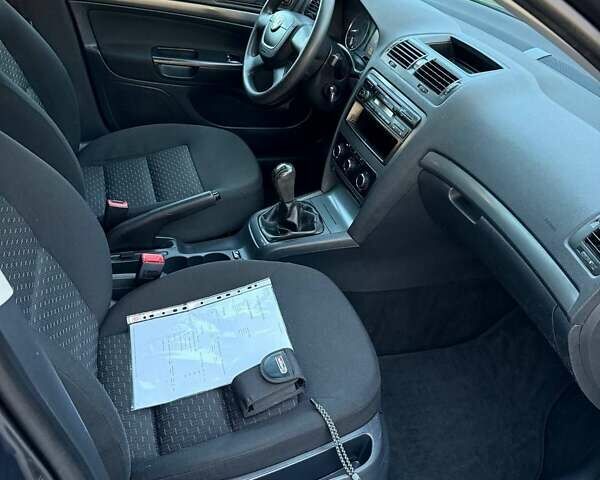 Серый Шкода Октавия, объемом двигателя 1.4 л и пробегом 140 тыс. км за 7199 $, фото 31 на Automoto.ua