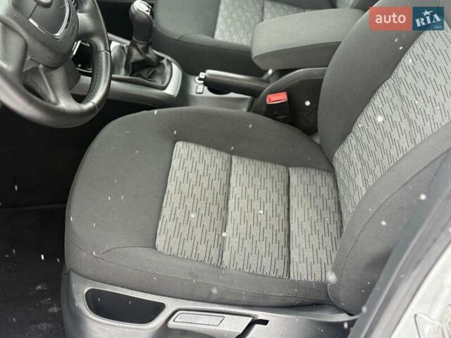 Сірий Шкода Октавія, об'ємом двигуна 1.6 л та пробігом 228 тис. км за 8350 $, фото 24 на Automoto.ua