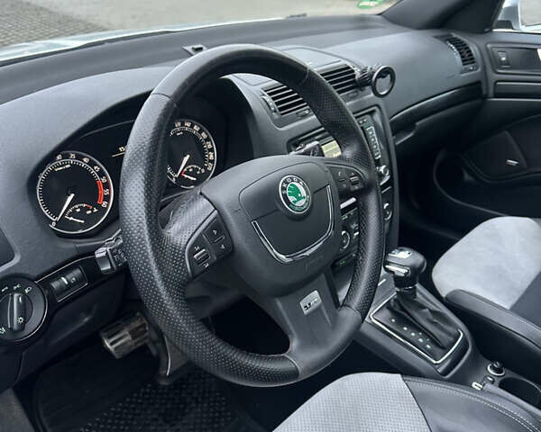 Серый Шкода Октавия, объемом двигателя 1.97 л и пробегом 282 тыс. км за 11700 $, фото 68 на Automoto.ua