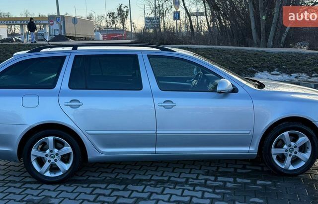 Сірий Шкода Октавія, об'ємом двигуна 0 л та пробігом 179 тис. км за 8799 $, фото 82 на Automoto.ua