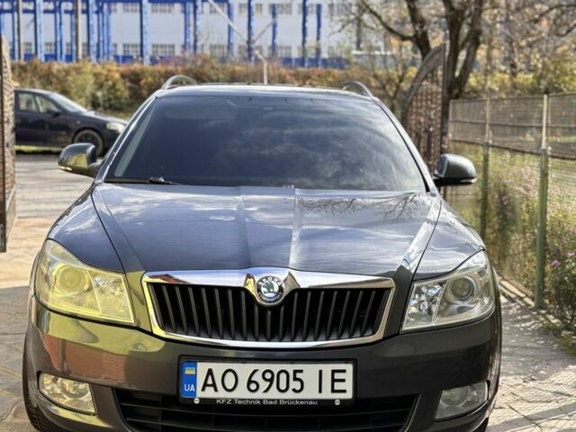 Шкода Октавия 2012 в Ужгороде на Automoto.ua Серый Шкода Октавия, объемом двигателя 1.6 л и пробегом 286 тыс. км за 8350 $, фото 2 на Automoto.ua