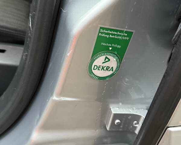 Серый Шкода Октавия, объемом двигателя 1.6 л и пробегом 205 тыс. км за 9600 $, фото 18 на Automoto.ua