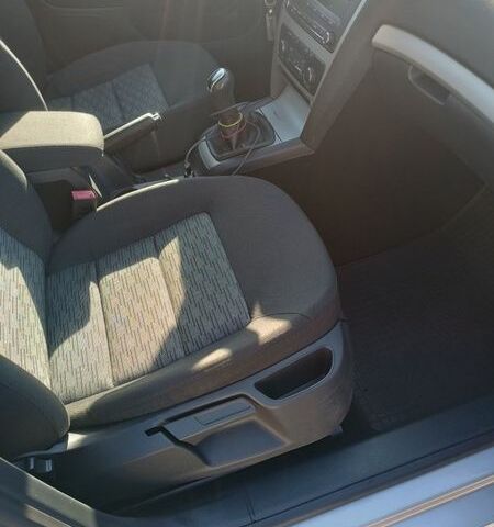 Сірий Шкода Октавія, об'ємом двигуна 1.99 л та пробігом 270 тис. км за 7200 $, фото 16 на Automoto.ua