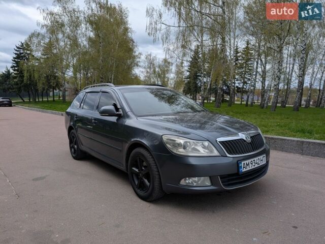 Серый Шкода Октавия, объемом двигателя 1.6 л и пробегом 239 тыс. км за 7900 $, фото 2 на Automoto.ua