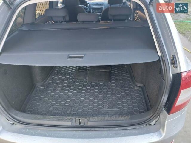 Серый Шкода Октавия, объемом двигателя 1.6 л и пробегом 299 тыс. км за 7200 $, фото 6 на Automoto.ua