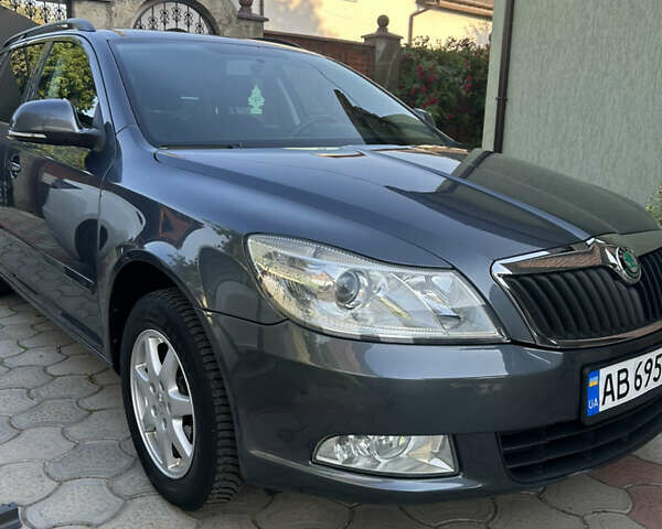 Шкода Октавия 2012 в Чернигове на Automoto.ua Серый Шкода Октавия, объемом двигателя 1.8 л и пробегом 207 тыс. км за 7990 $, фото 9 на Automoto.ua