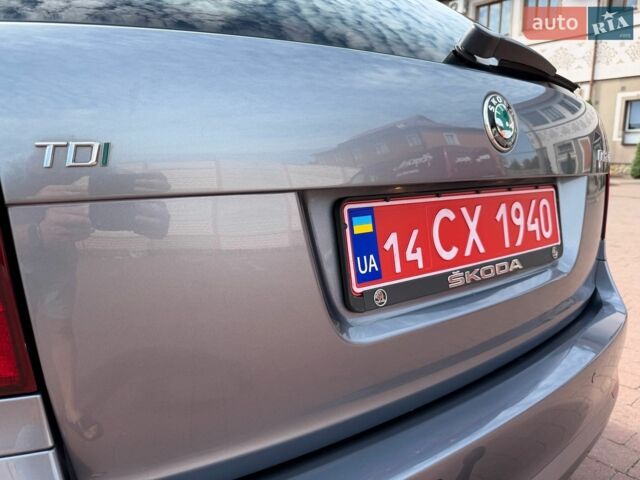 Серый Шкода Октавия, объемом двигателя 1.6 л и пробегом 229 тыс. км за 8750 $, фото 49 на Automoto.ua