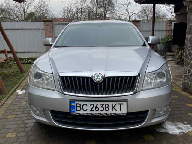 Сірий Шкода Октавія, об'ємом двигуна 1.6 л та пробігом 254 тис. км за 7900 $, фото 1 на Automoto.ua