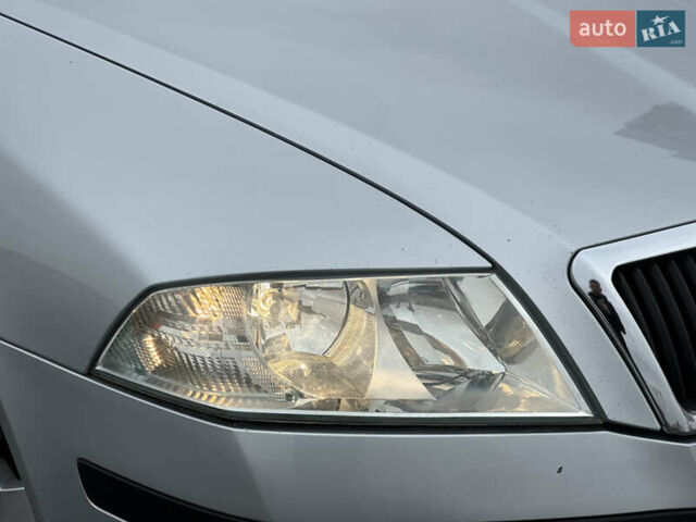 Серый Шкода Октавия, объемом двигателя 1.6 л и пробегом 215 тыс. км за 7999 $, фото 19 на Automoto.ua