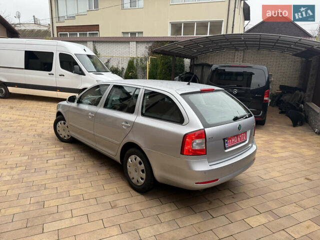 Серый Шкода Октавия, объемом двигателя 1.6 л и пробегом 205 тыс. км за 9600 $, фото 13 на Automoto.ua