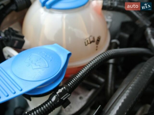 Серый Шкода Октавия, объемом двигателя 1.4 л и пробегом 197 тыс. км за 9500 $, фото 60 на Automoto.ua